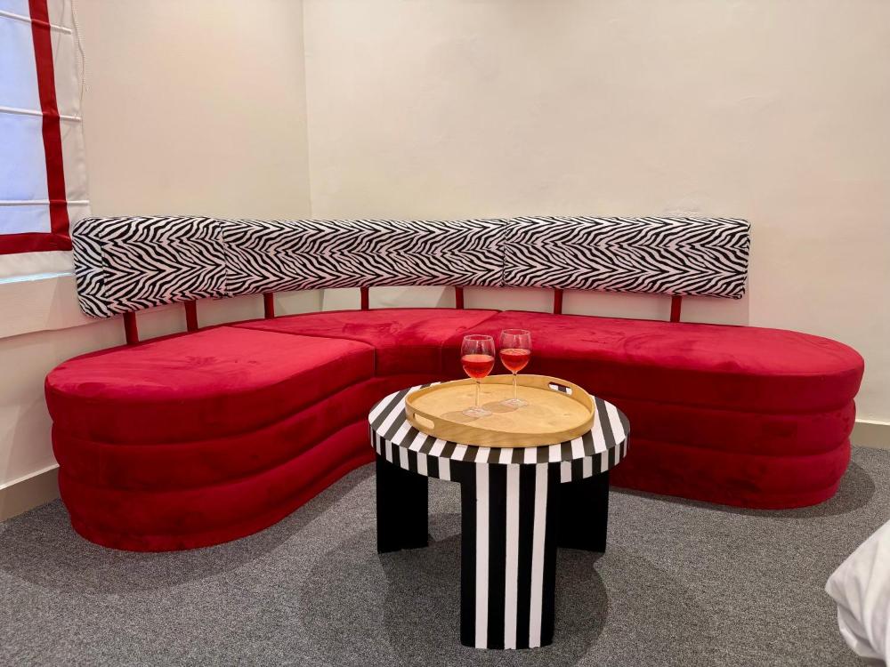 NauKothi | Boutique Stay | Central