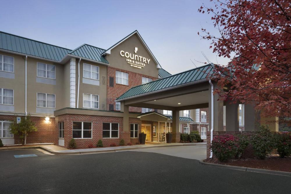 Photo - Country Inn & Suites by Radisson, Camp Springs (Andrews Air Force Base), MD