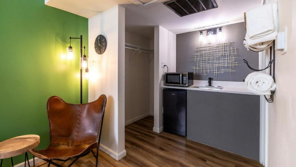 Room Image 5