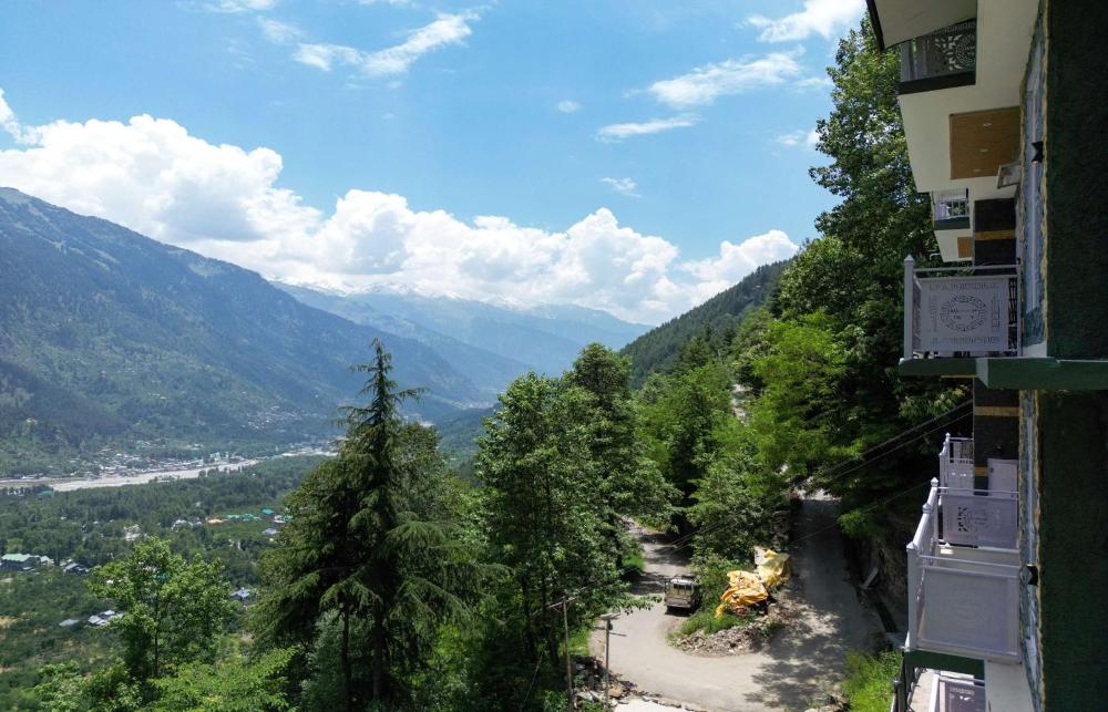 Aranya Retreat Majhach