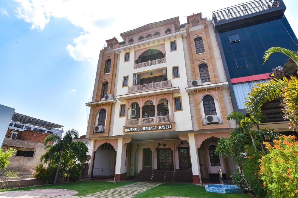 FabHotel Prime Vanshil Heritage