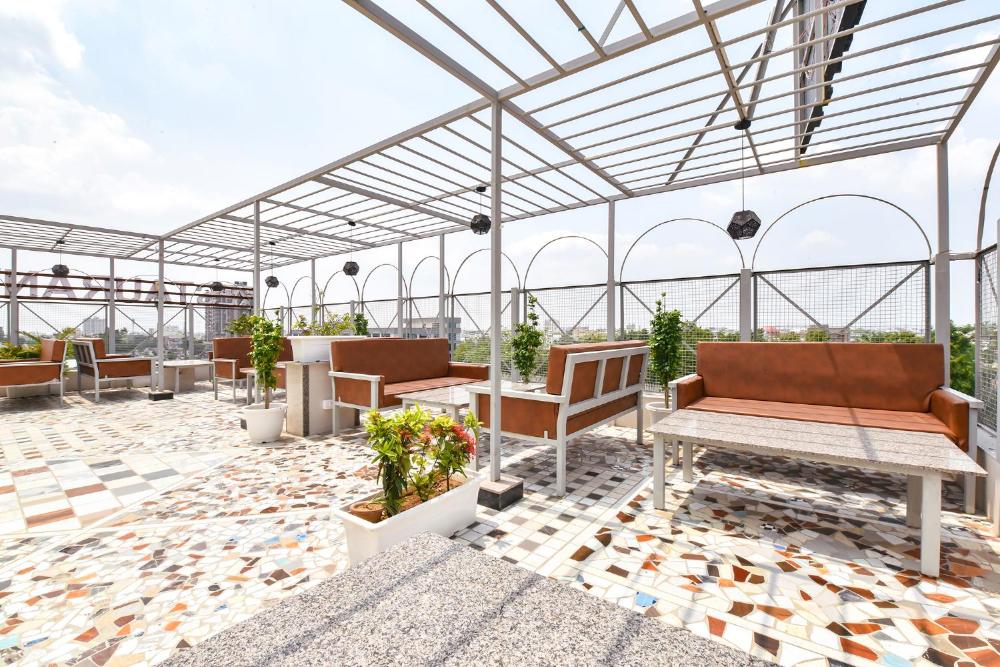 FabHotel Prime Garvit