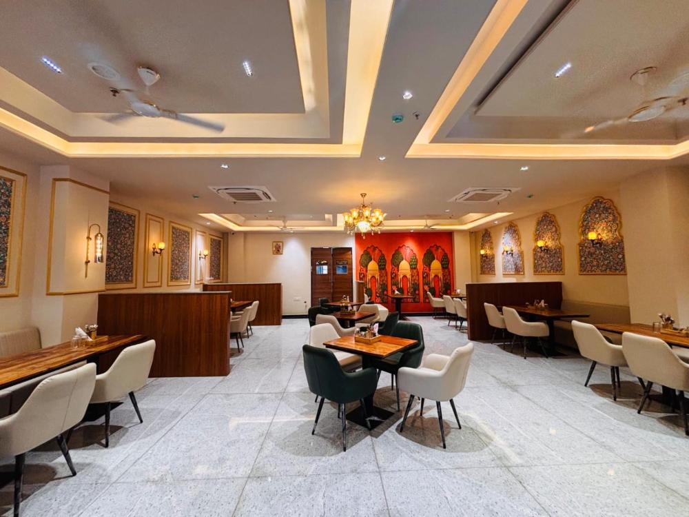 Hotel Janki Elite