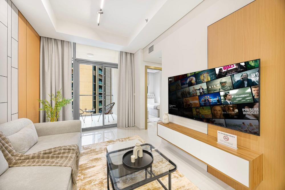 Lux Apartments in BusinessBay, Canal views, Great Location