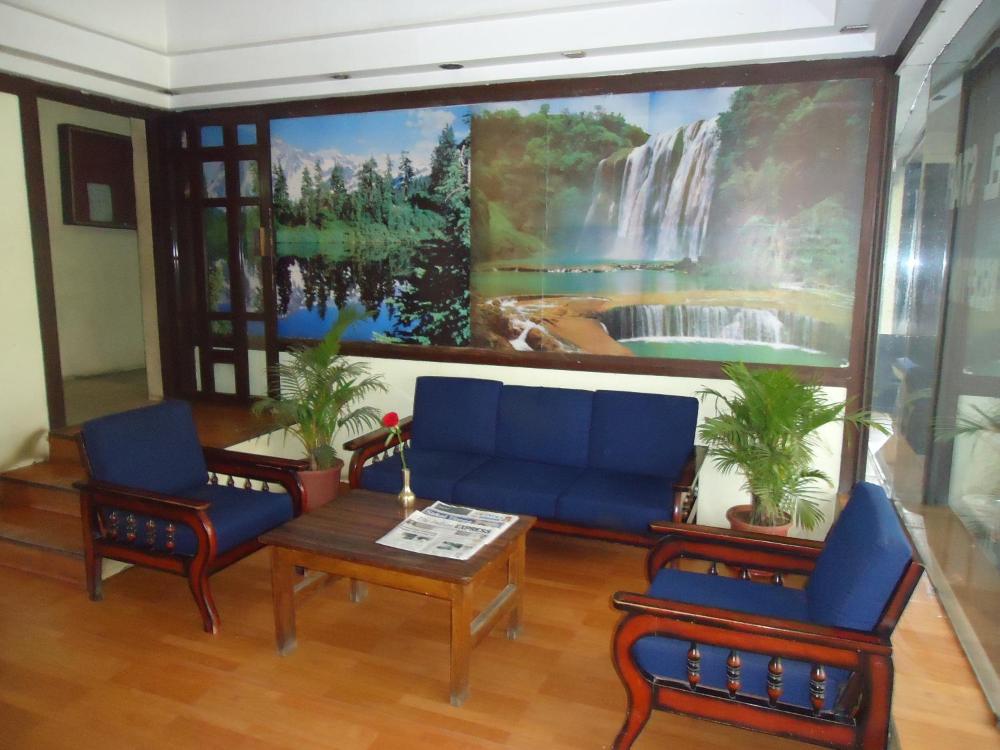 Side Image 2