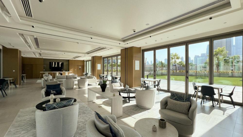 SmartStay at Downtown Views - Best Burj Khalifa View - Brand New Luxury Apartments