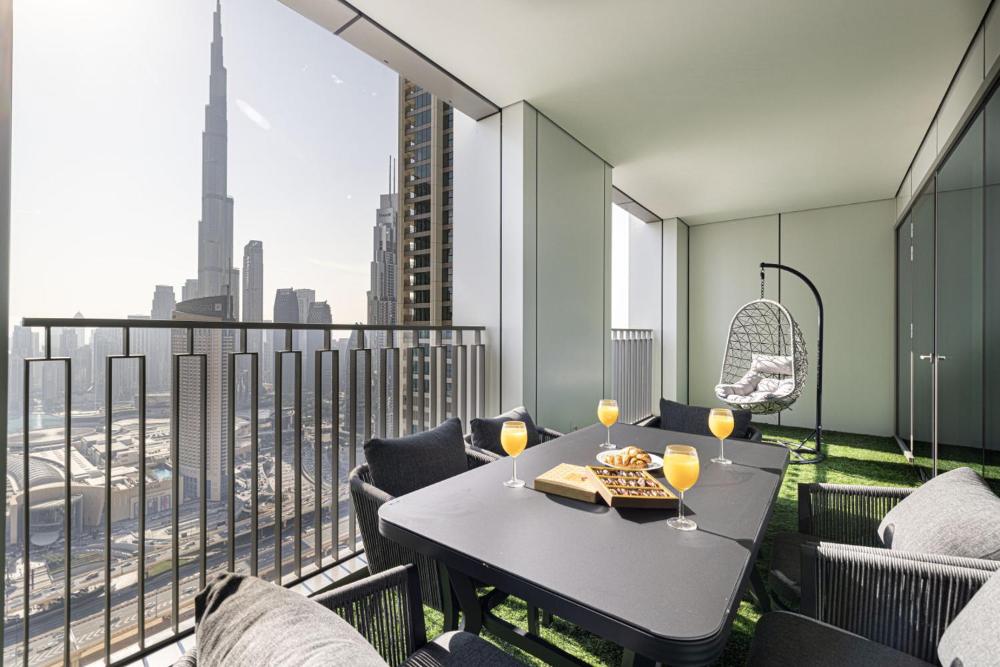 SmartStay at Downtown Views - Best Burj Khalifa View - Brand New Luxury Apartments