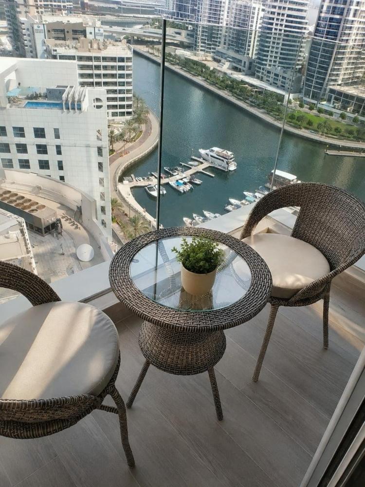Dubai Marina Walk Gem Modern Apartments with Pool & Gym access, Steps to Beach & Metro Managed by Su