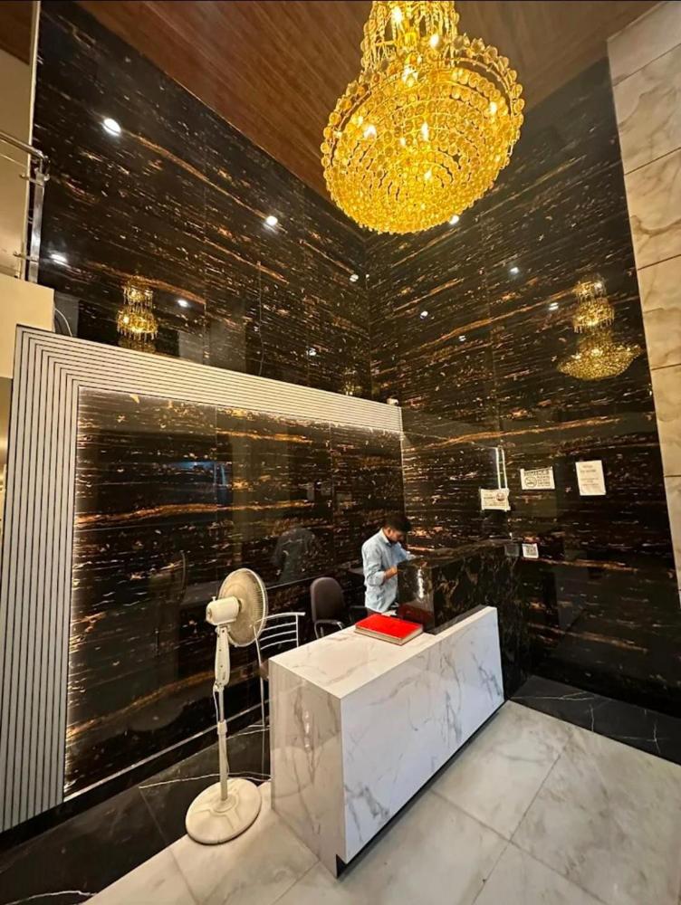 Tri hotel
