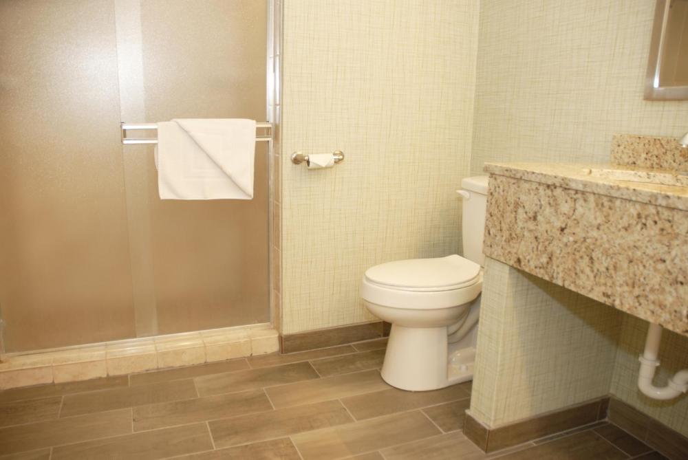 Room image 3