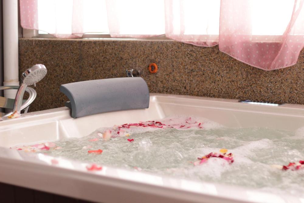 Image result for hotel paradise spa jacuzzi