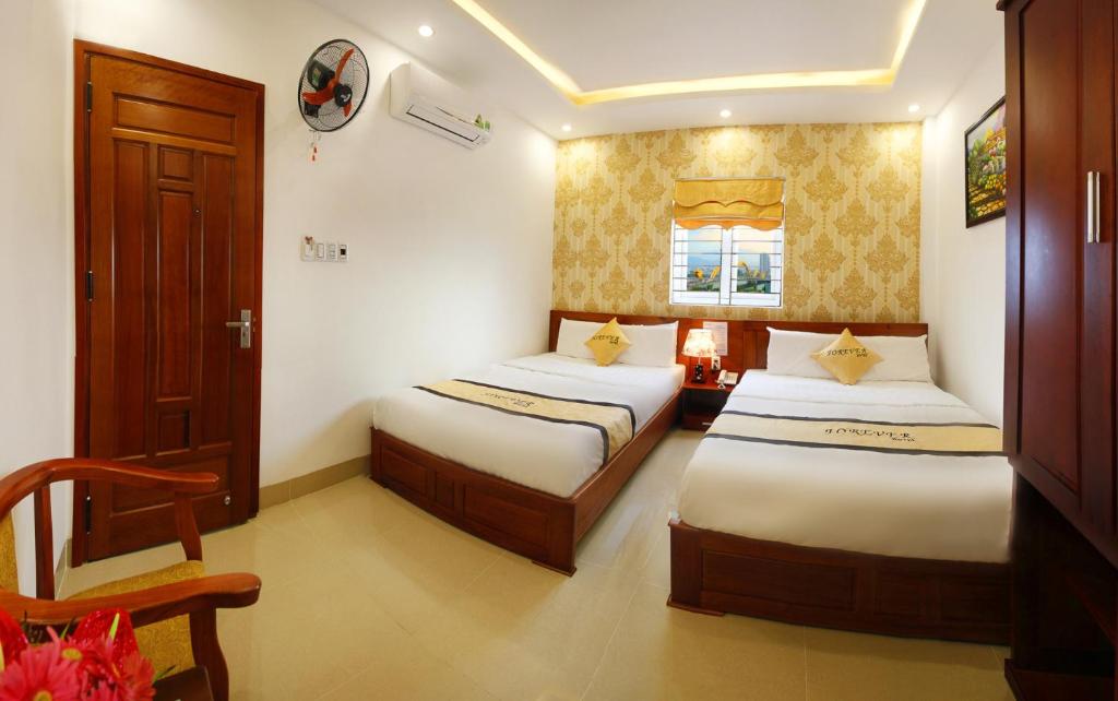 Forever Hotel