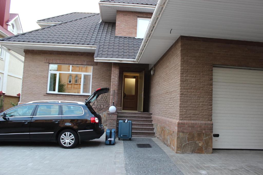 Barin House photo 1