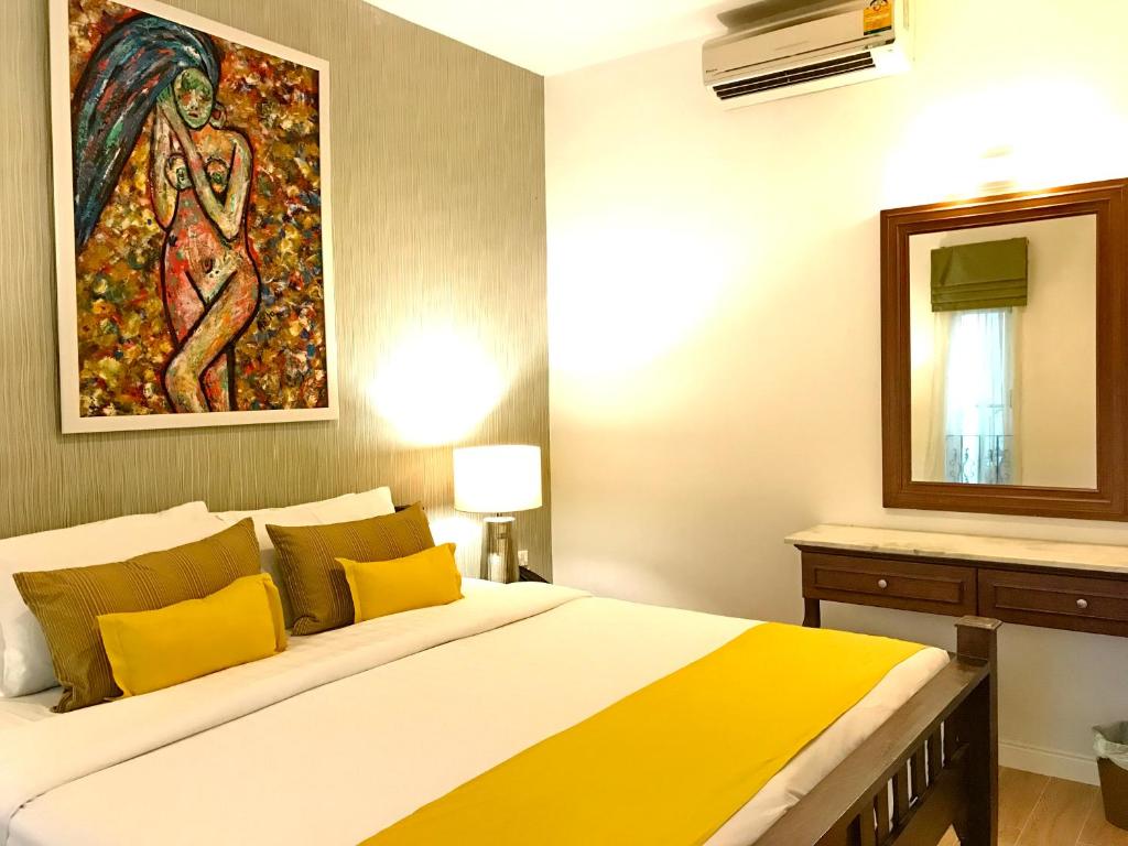 Двухместный (Phuket Sandbox : Deluxe Double or Twin Room + One Way Airport Transfer (Minimum 7 nights stay)), Casa Blanca Boutique Hotel