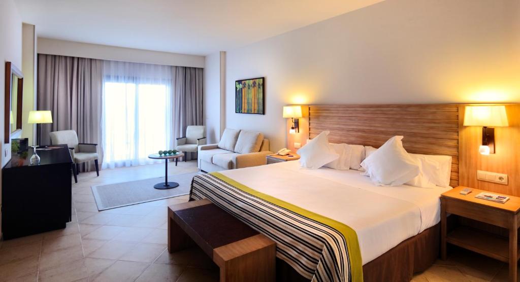 Barceló Punta Umbría Beach Resort photo 1