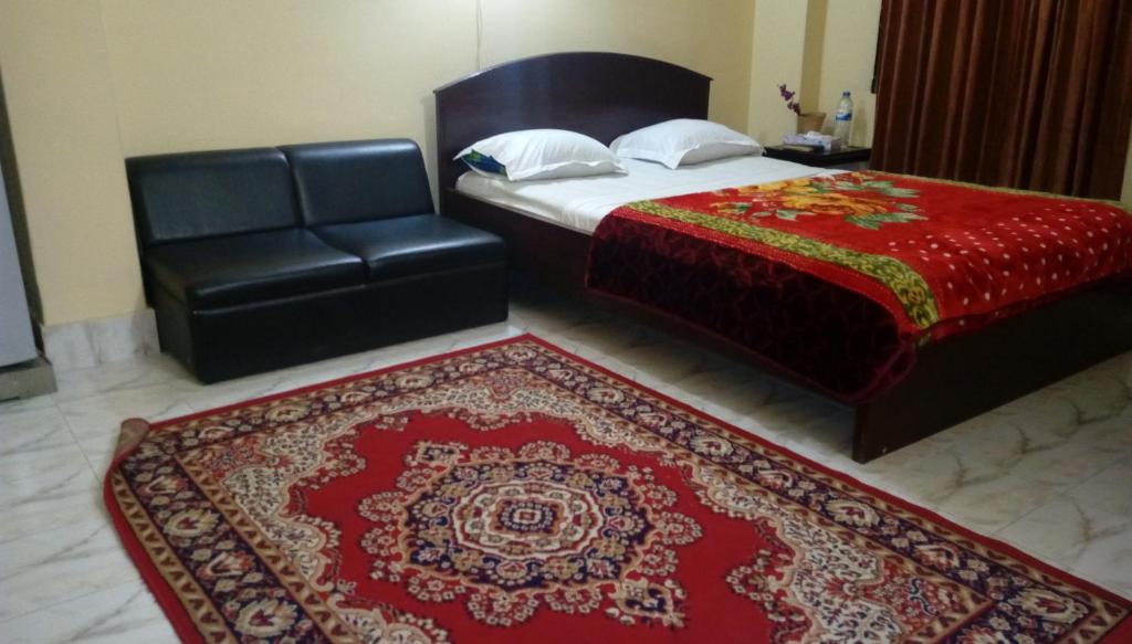 Hotel Plaza photo 2