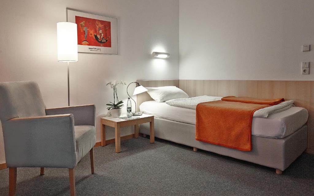 Одноместный (Стандартный одноместный номер с душем), bfwhotel und Tagungszentrum