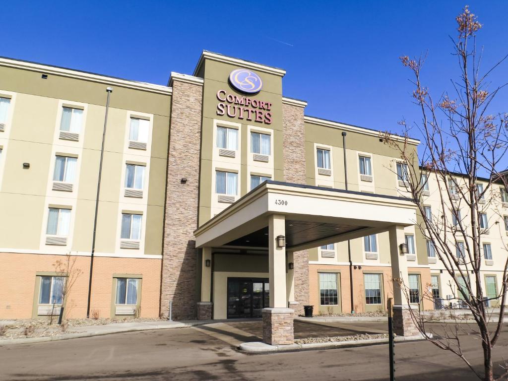 Comfort Suites Regina photo 2