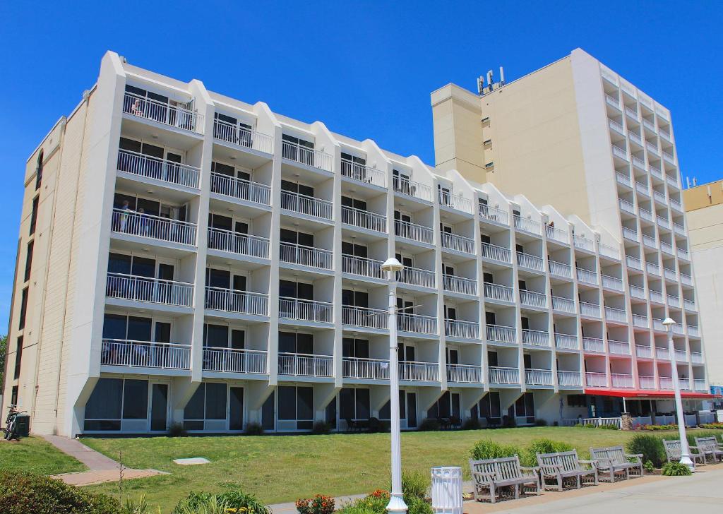 Ocean Sands Resort by VSA Resorts photo 4