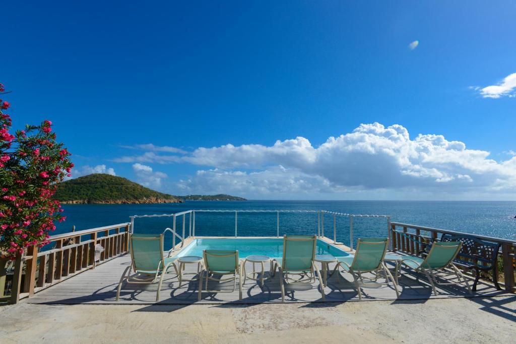 Lindbergh Bay Hotel photo 1