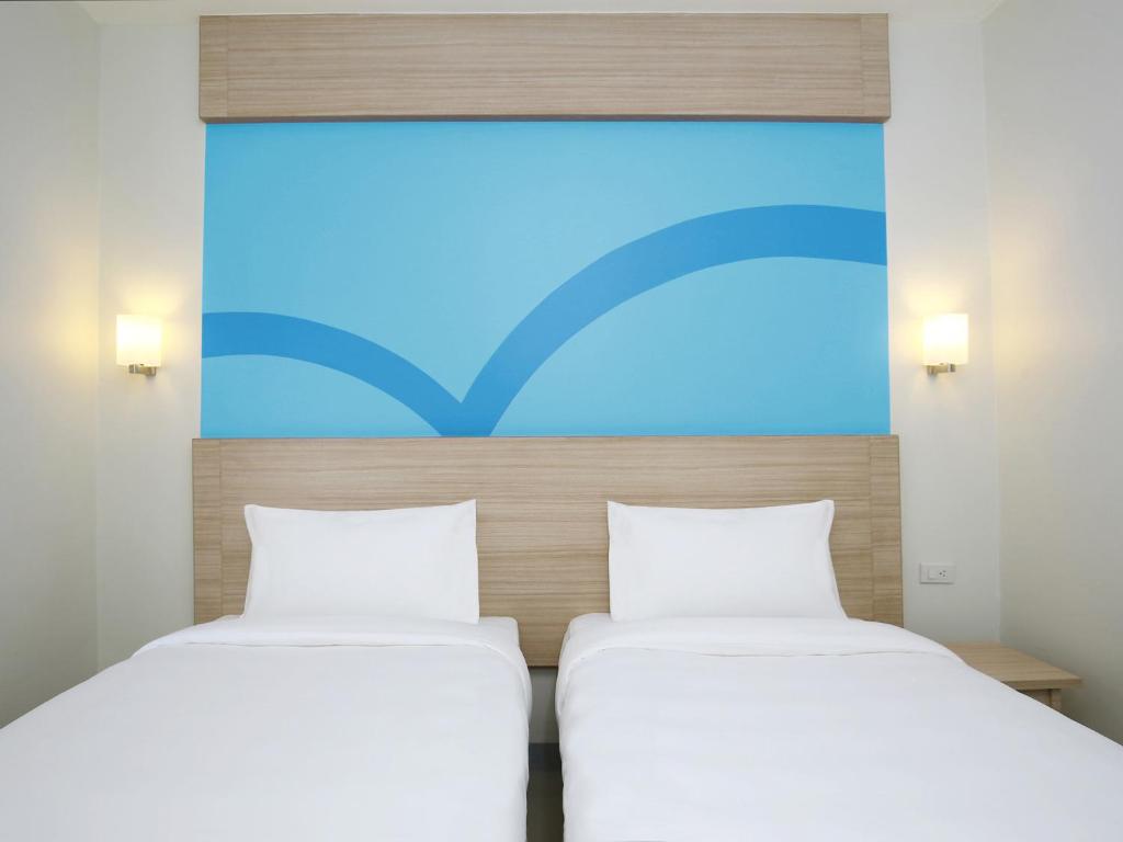 Двухместный (Стандартный двухместный номер с 2 отдельными кроватями), Hop Inn Hotel Makati Avenue Manila