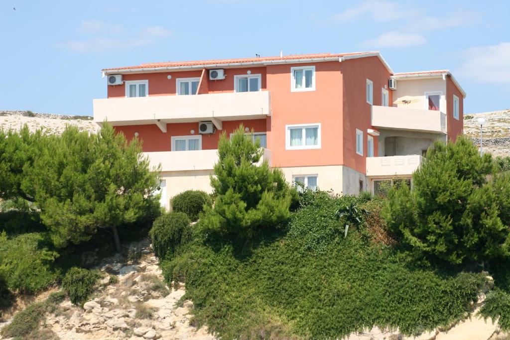 Apartments Sara photo 3