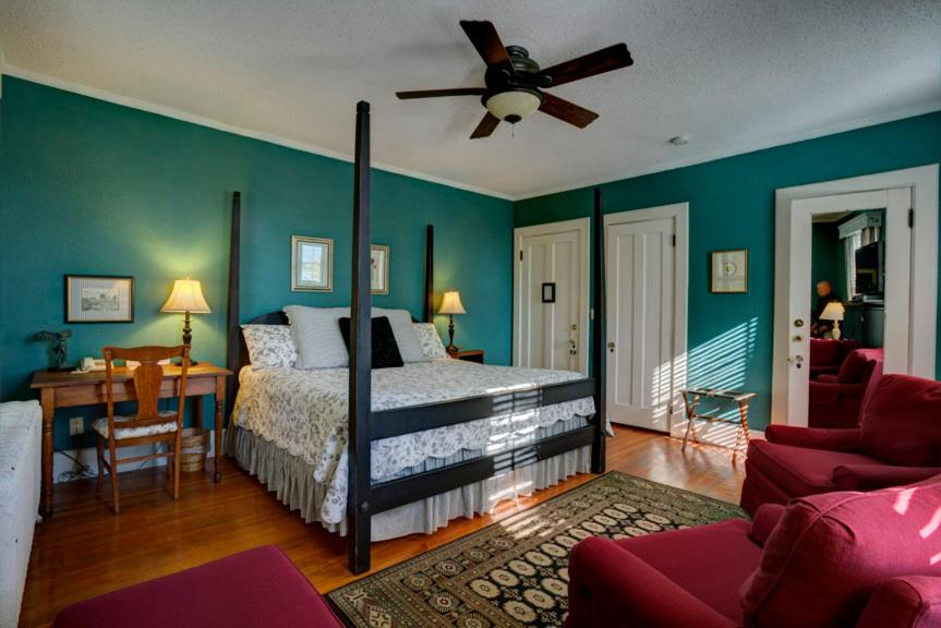 Brown Street Inn Bed and Breakfast photo 1