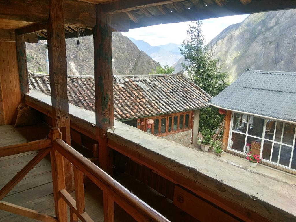 Четырехместный (Четырехместный номер с видом на сад), Walnut Garden Youth Hostel
