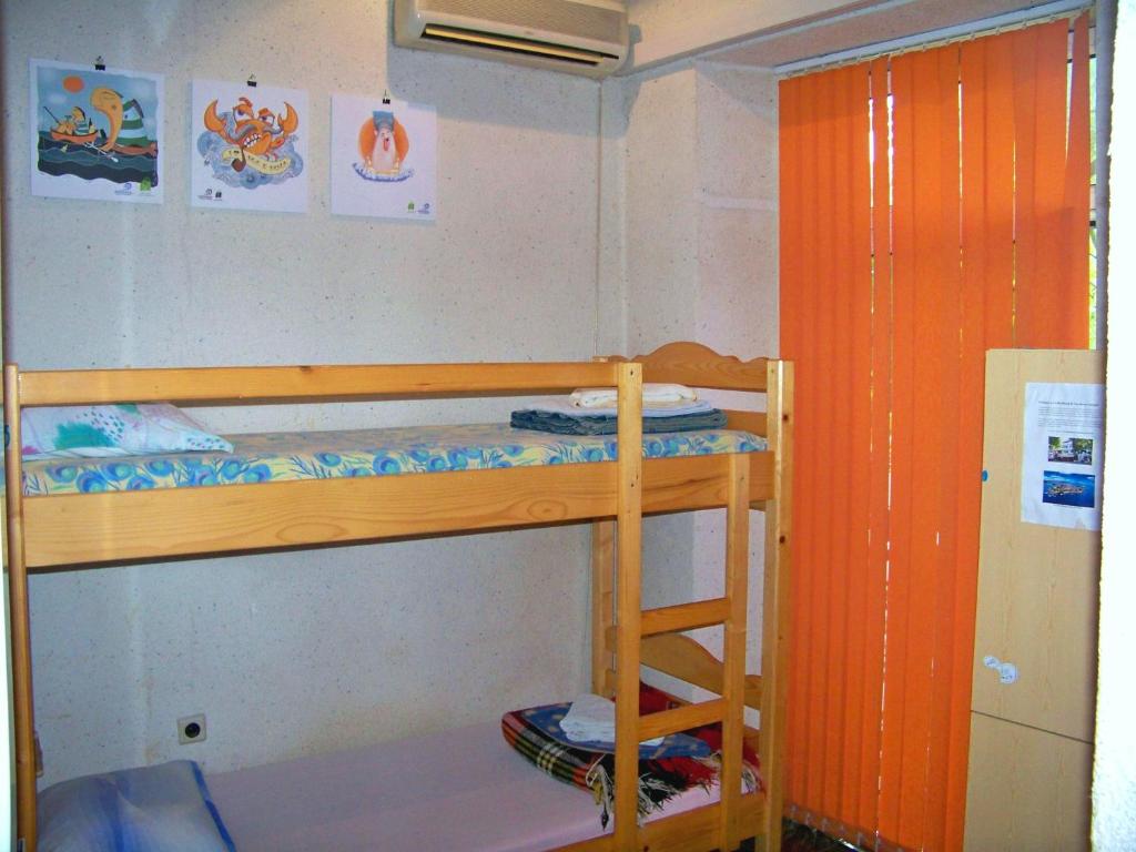 Номер (Кровать в общем номере для мужчин с 4 кроватями), Yo Ho Hostel