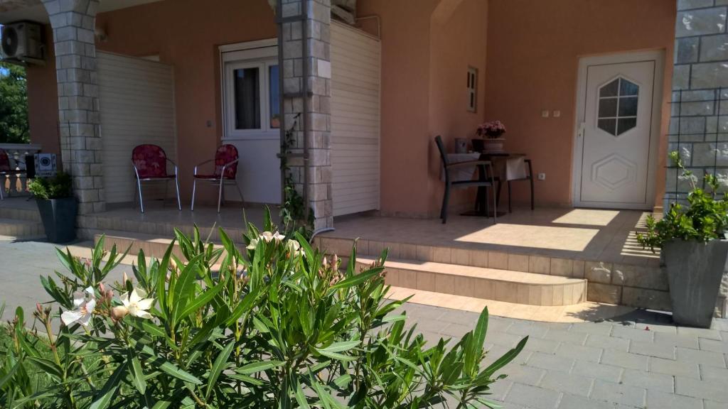 Porta Anna Apartments photo 2