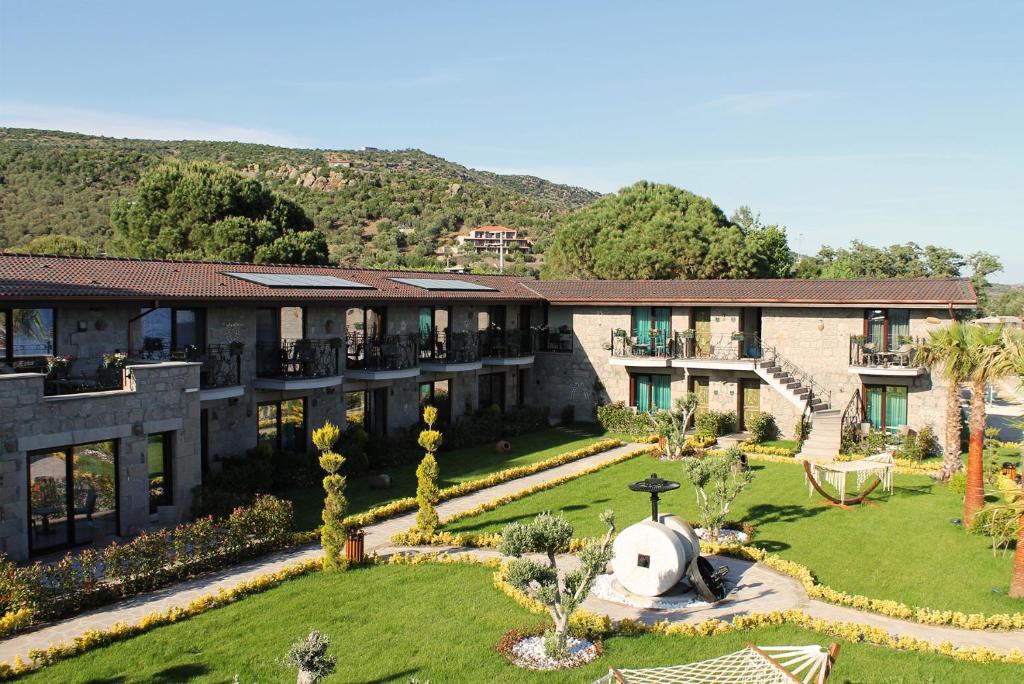 Assos Zeyti̇n Han Special Class Hotel photo 1