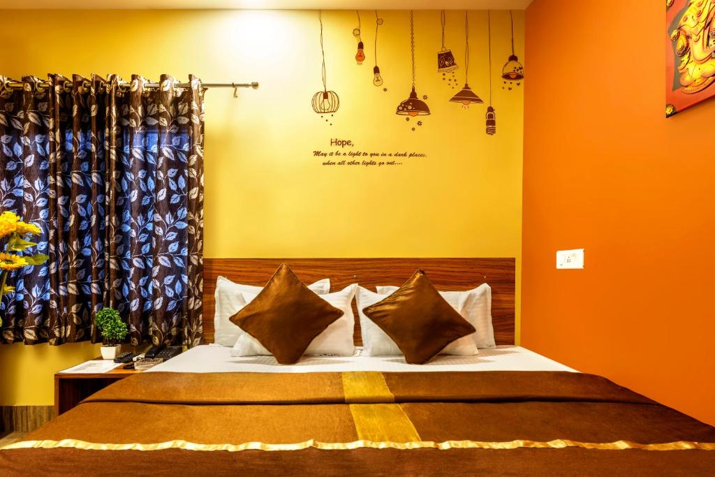 Двухместный (Standard Double Room with Two Way Airport Transfers), The Silverline Hotel