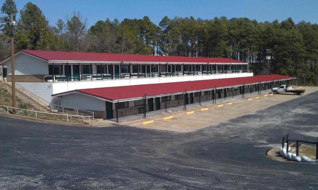 Family Budget Inn image