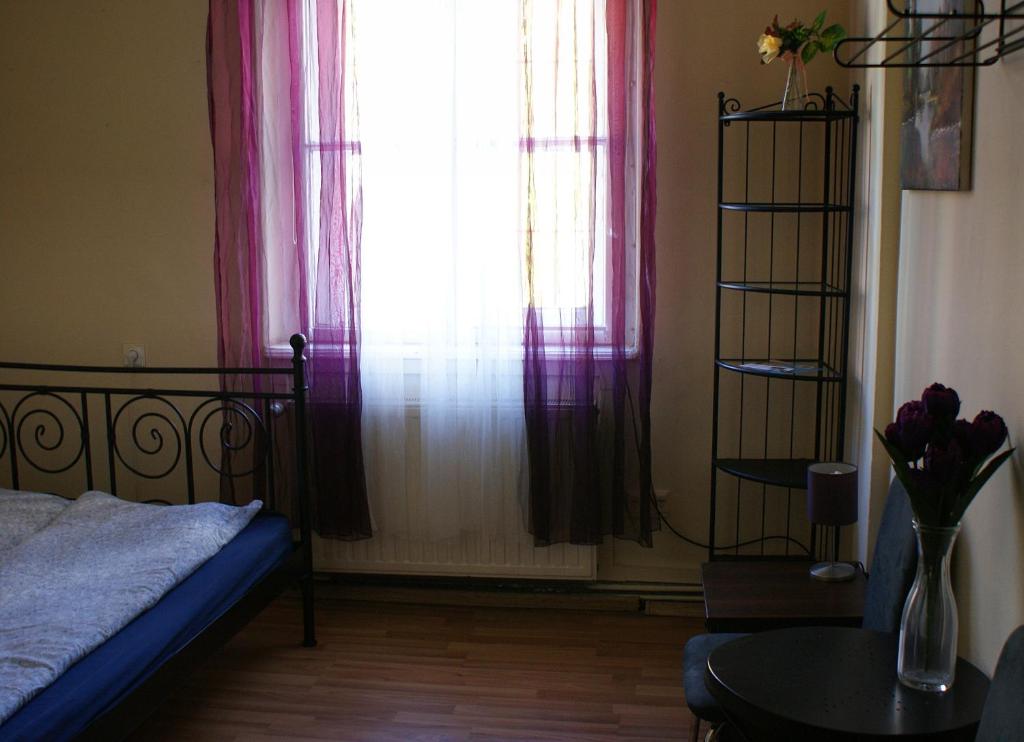 Трехместный (Трехместный номер с собственной ванной комнатой), Hostel Folklor