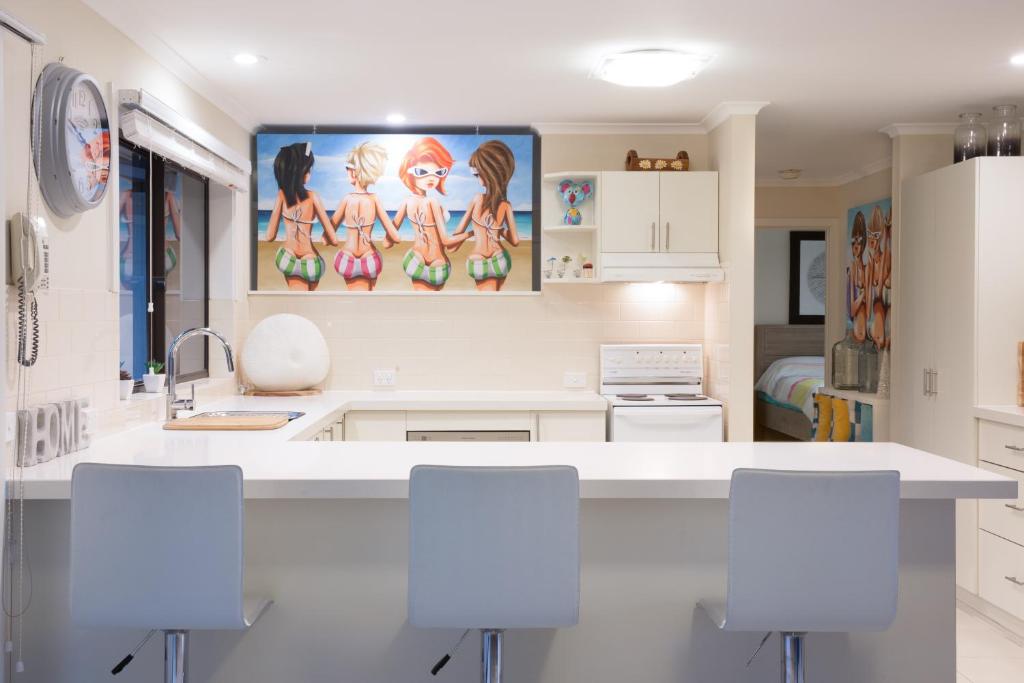Beach House Getaway 2 photo 2