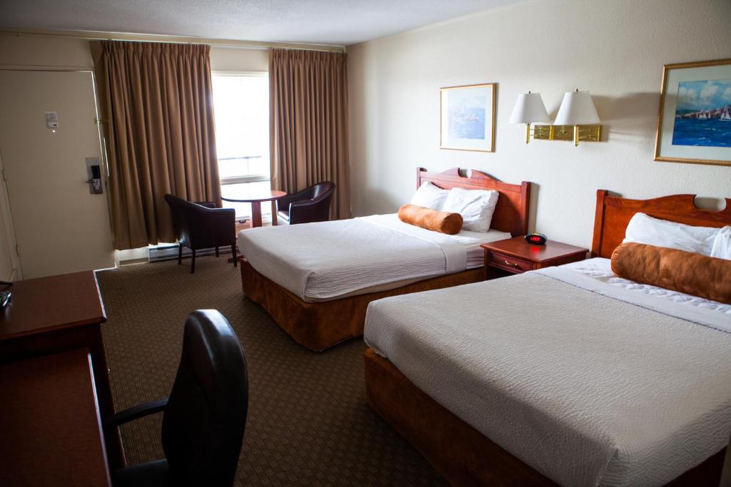 Knights Inn Lethbridge photo 4
