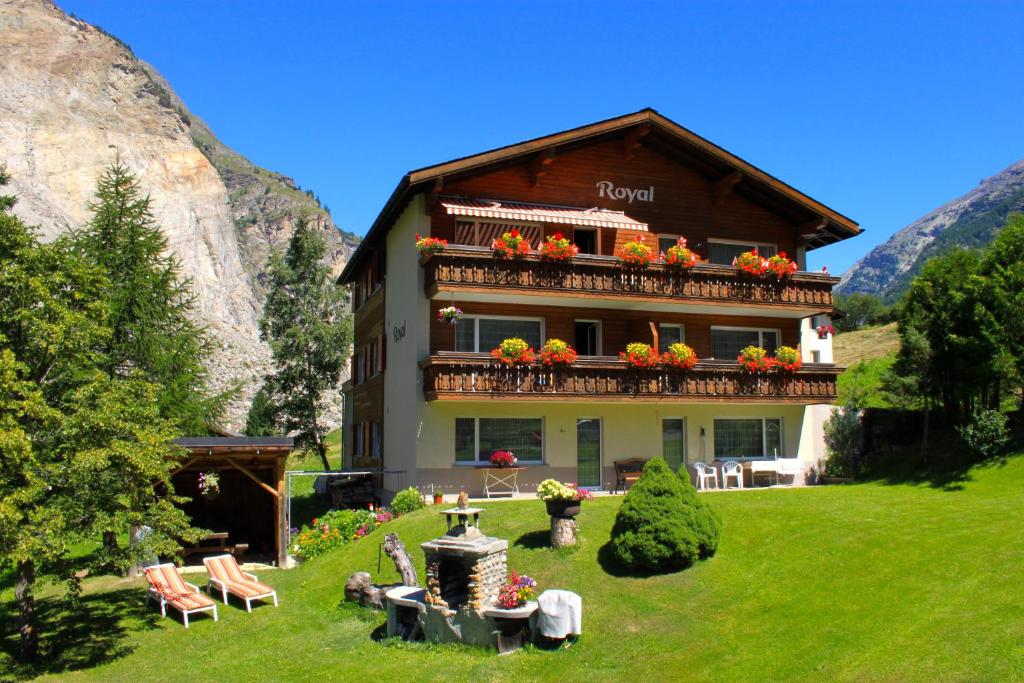 Haus Royal photo 3