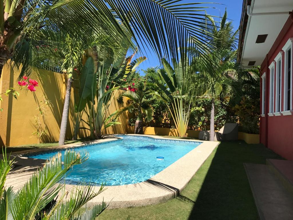 Alona's Coral Garden Resort (Adult-Only) photo 2