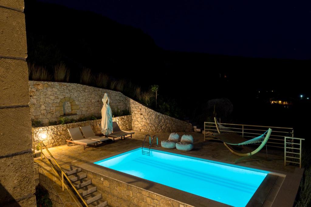 Tseralia Houses photo 1