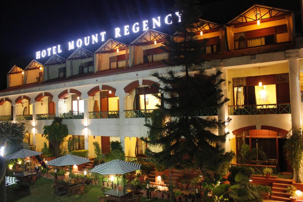 Hotel Mount Regency photo 2