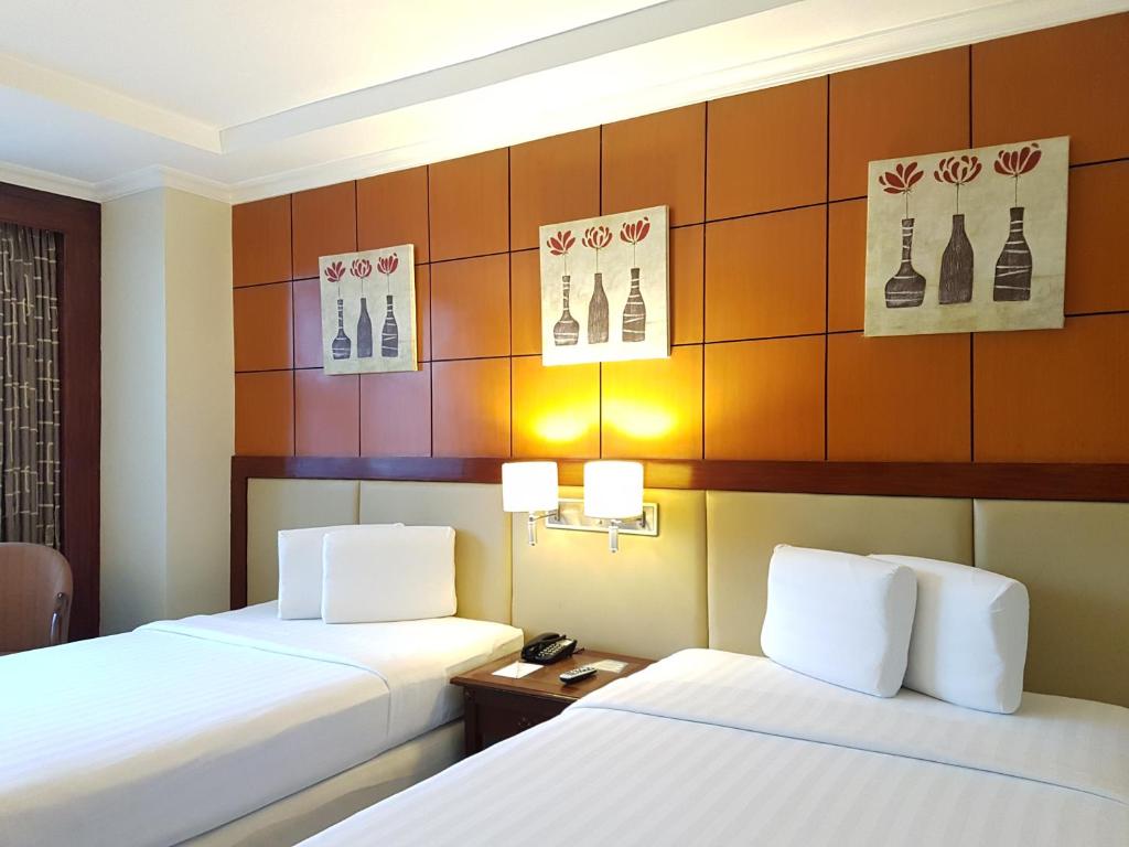 Cebu Parklane International Hotel photo 3