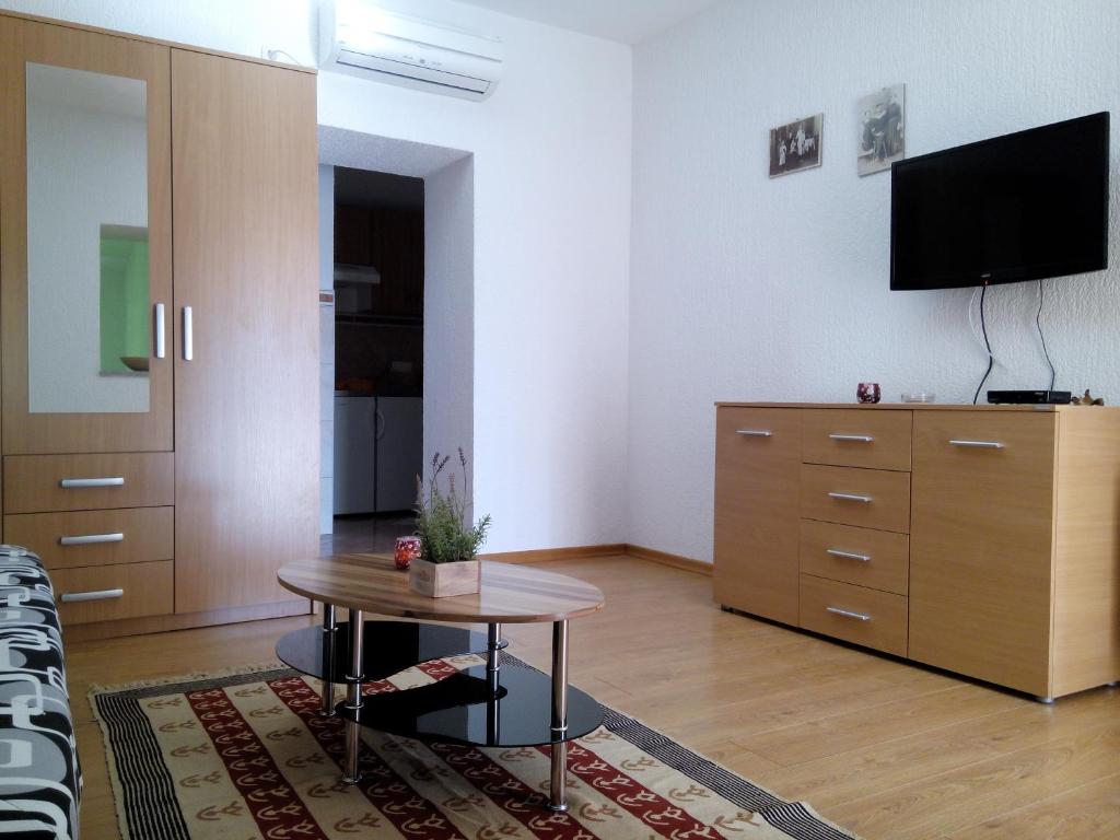 Apartments Villa Elda photo 4