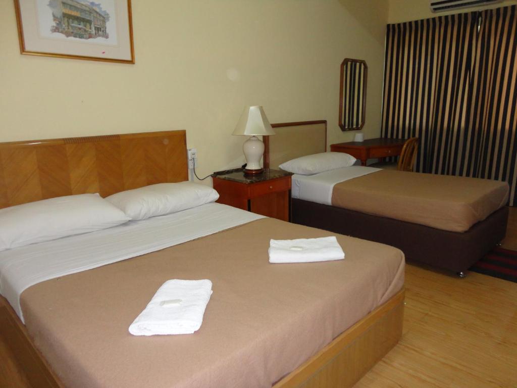 Pristine Hotel photo 3