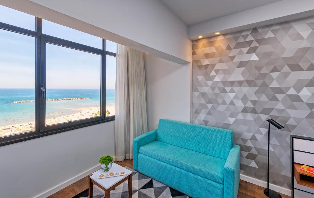 Prima Tel Aviv Hotel - Tap to explore photos