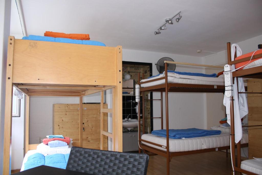 Номер (Кровать в общем 6-местном номере), Oldtown Hostel Otter