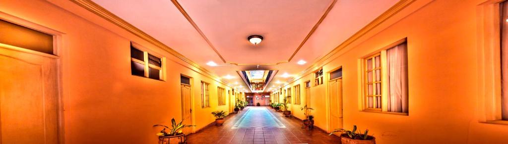 Hotel Monserrat