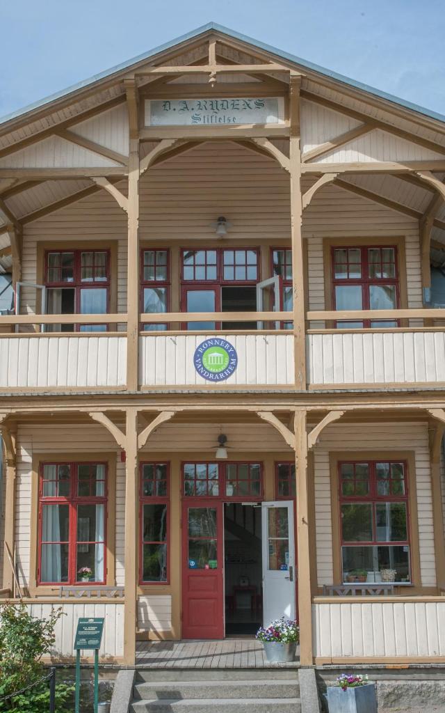 Main gallery