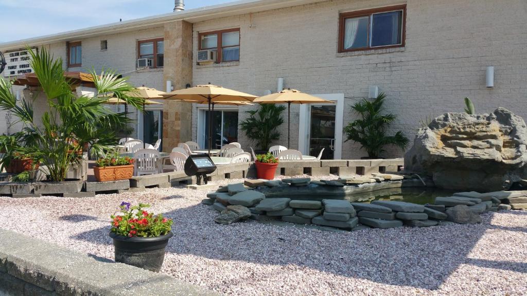 The Amethyst Beach Motel image