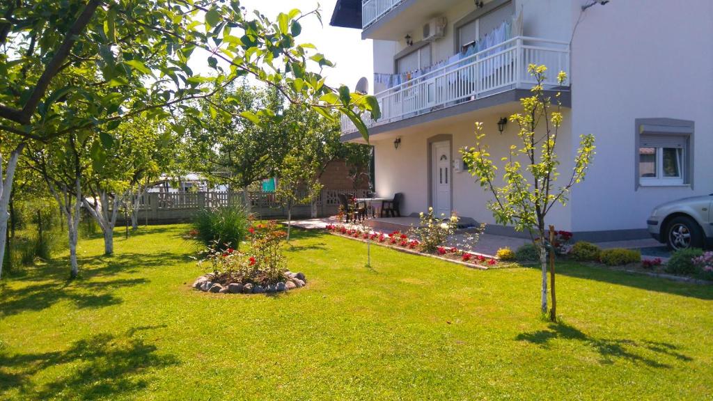 Apartmani Denis photo 1