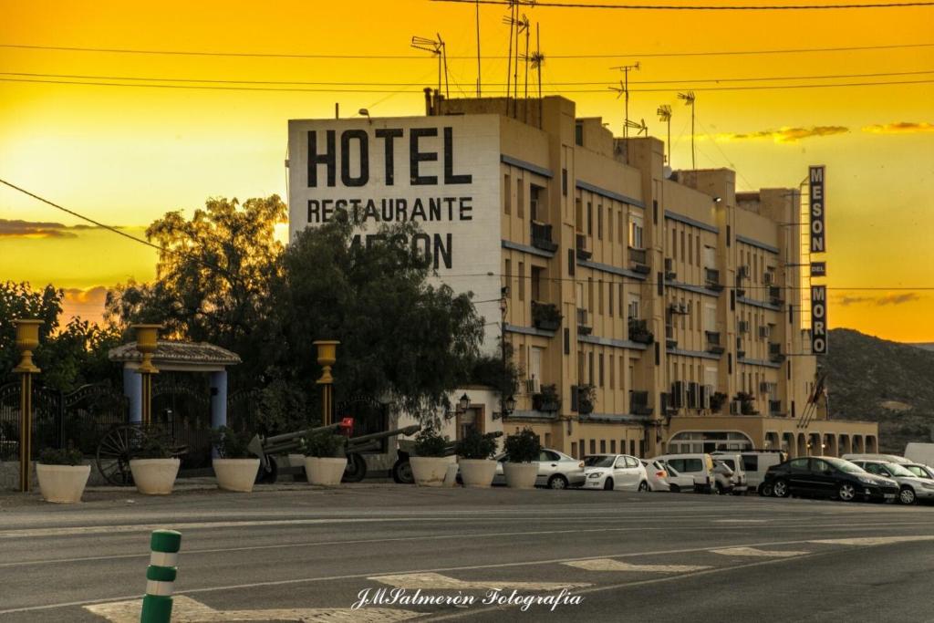 Hotel Mesón del Moro photo 4